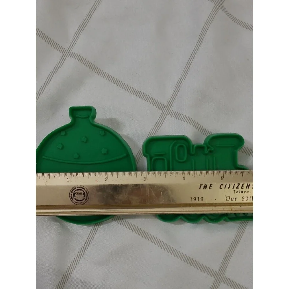 Unbranded set two